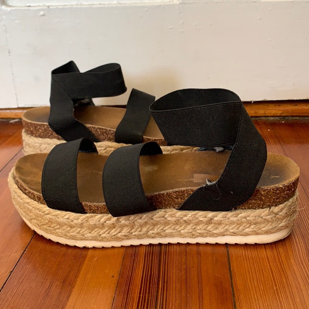 Steve Madden Kimmie Black Platform Sandals
